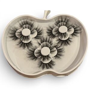 Light Wispy Mink Lash Strips (NWOT)